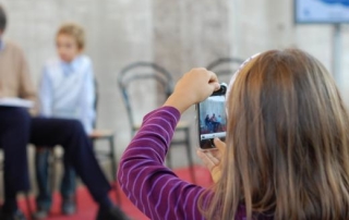 Illustration de l'article : Les digital natives existent-ils ? | InaGlobal