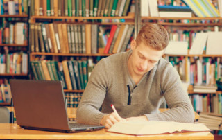 Illustration de l'article : Avoir un ordinateur portable favorise l'apprentissage | L'Atelier : Accelerating Innovation
