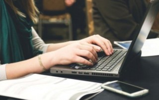 Illustration de l'article : E-learning : un atout majeur pour la reconversion professionnelle — Le Monde Informatique