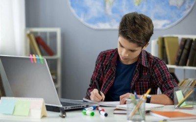 edtech-la-filiale-numerique-de-la-poste-rachete-lediteur-de-pronote-frenchweb