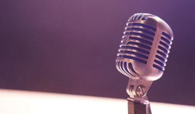voix-off-quel-interet-dans-vos-videos-siecle-digital