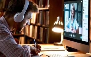 Illustration de l'article : La crise replace les Mooc au cœur de la transformation numérique du supérieur — EducPros