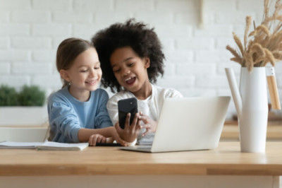 apprendre-avec-une-application-est-ce-vraiment-possible-rire