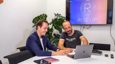 rise-up-la-solution-complete-pour-creer-gerer-et-deployer-tous-les-outils-necessaires-a-la-mise-en-place-de-formation-en-blended-learning-le-figaro
