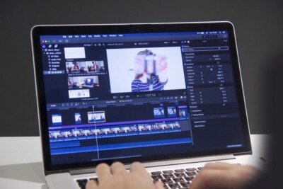 7-outils-pour-creer-vos-videos-montage-effets-speciaux-sous-titres-blog-du-moderateur