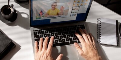 limpact-des-nouvelles-technologies-sur-la-formation-en-ligne-la-tribune