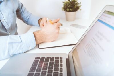 decouvrez-pourquoi-la-formation-en-ligne-est-la-cle-pour-votre-reconversion-professionnelle-corse-matin