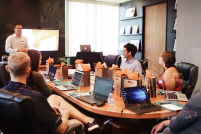 comment-devenir-formateur-freelance-guide-du-portage