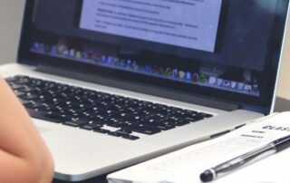 Illustration de l'article : Midjourney : comment utiliser le nouveau site web pour générer des images