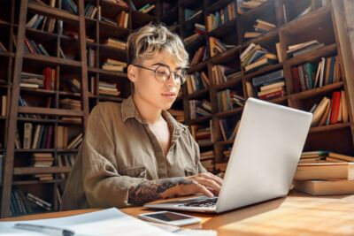 15-sites-pour-se-former-en-ligne-gratuitement