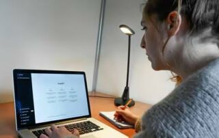 Illustration de l'article : Quels usages de l'intelligence artificielle dans l'enseignement ? Elèves et professeurs répondent