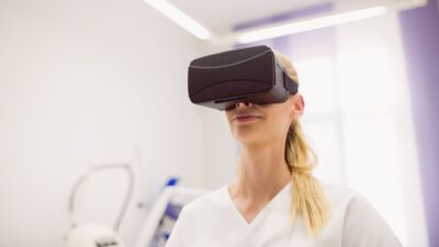 un-masque-de-realite-mixte-revolutionne-la-formation-en-chirurgie-cardiaque