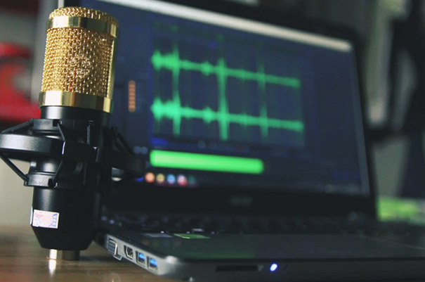 le-podcast-une-voix-pour-apprendre-autrement