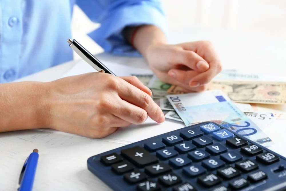 Modification des montants prévisionnels des dotations de France compétences issues des contributions légales