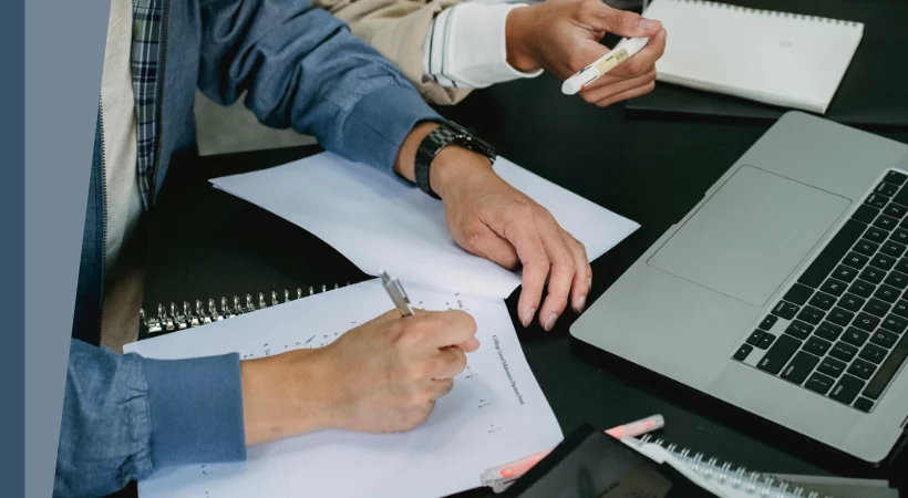 lautoevaluation-et-levaluation-croisee-dans-experquiz L’évaluation croisée par scénario : une approche complète de l’évaluation